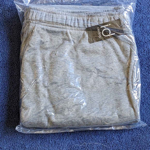 2 Pair of Ideology Men's Fleece Shorts XL - Picture 3 of 4
